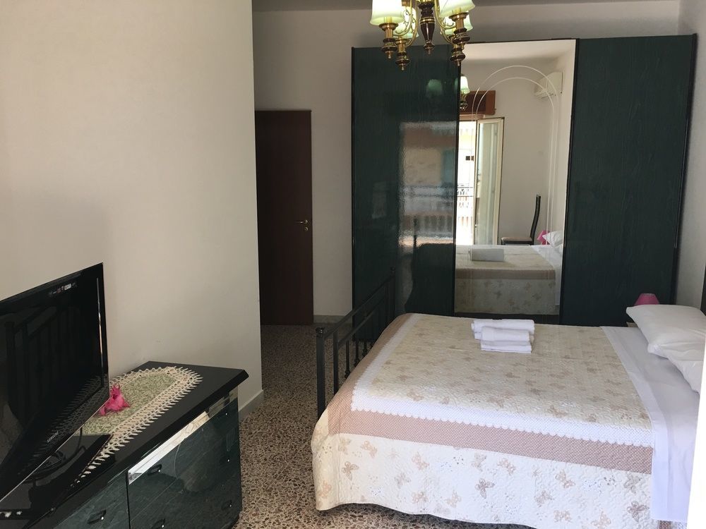 קרוטונה B&B Magna Grecia מראה חיצוני תמונה